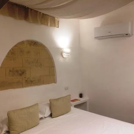 Rifugio Degli Svevi Panzió Bari