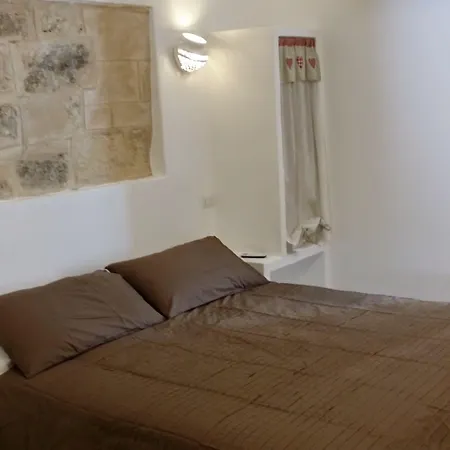 Rifugio Degli Svevi לינה וארוחת בוקר 3*