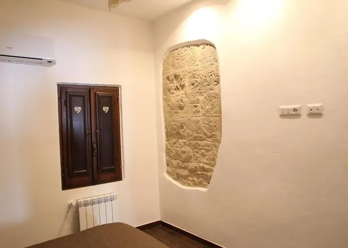 Bed & Breakfast Rifugio Degli Svevi 3*