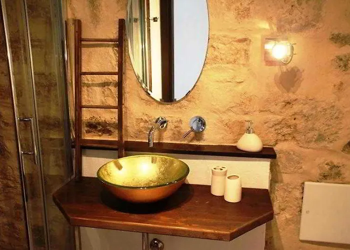 Rifugio Degli Svevi Bed & Breakfast